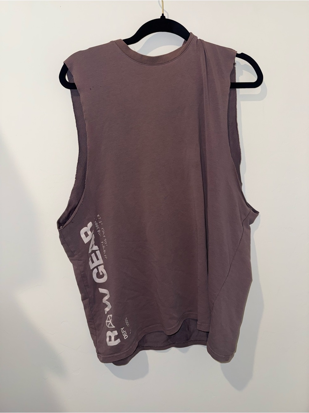 ROW GEAR Sleeveless Muscle Tee in Mauve